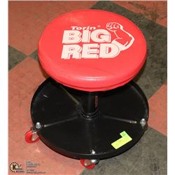PNUEMATIC ADJUSTABLE SHOP STOOL