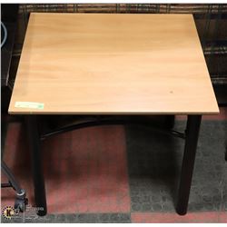 END TABLE  22 X 23 X 20 (H) WITH WOOD LAMINATE TOP