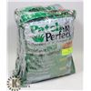 Image 1 : PATCH PERFECT COATED LAWN SEED FOR PET URINE