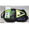 Image 1 : AMA DELUXE LARGE ROAD / EMERGENCY ASSITANCE KIT