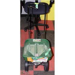 TURF BUILDER EDGE GUARD SEEDER WITH GARDEN