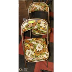 PAIR OF FOLDING CHAIRS