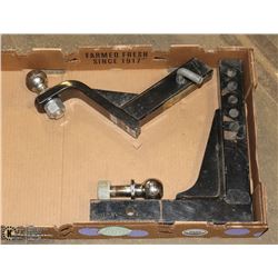TRAILER HITCH AND BALL WITH ONE EXTRA