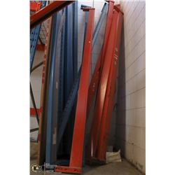 LOT OF PALLET RACKING BEAMS