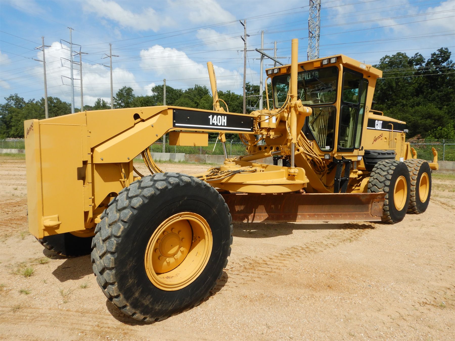 2013 Cat 120M VHP Plus Niveleuse Motor Grader | Ritchie Bros. Auctioneers 2013 Cat 120M VHP Plus Niveleuse Motor Grader | Ritchie Bros. Auctioneers