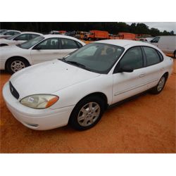 2005 FORD TAURUS Car / SUV