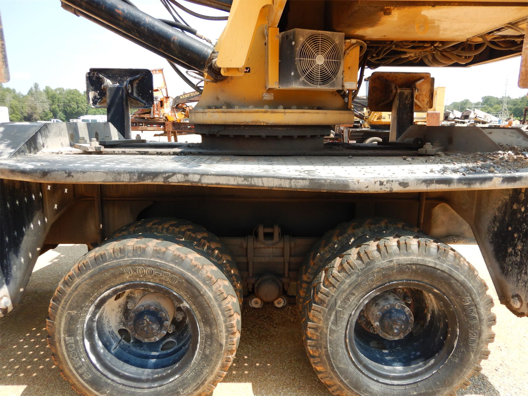 CATERPILLAR 519 Log Loader - J.M. Wood Auction Company, Inc.