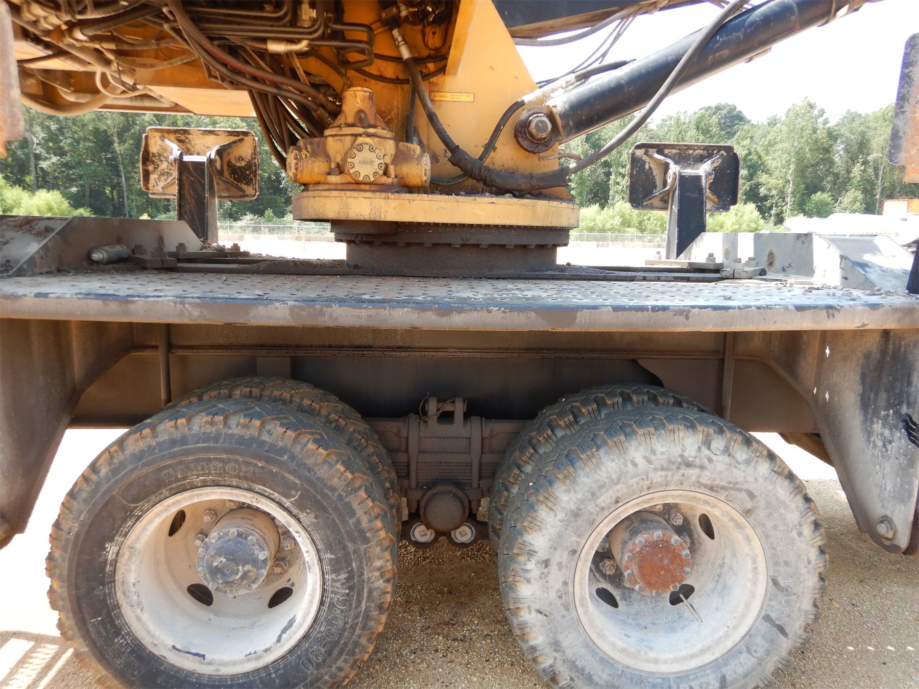 CATERPILLAR 519 Log Loader - J.M. Wood Auction Company, Inc.