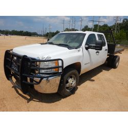 2010 CHEVROLET 3500HD Flatbed Truck