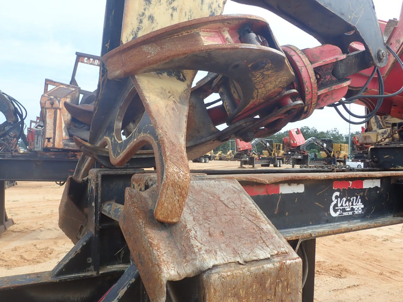 2010 CATERPILLAR 559B Log Loader - J.M. Wood Auction Company, Inc.