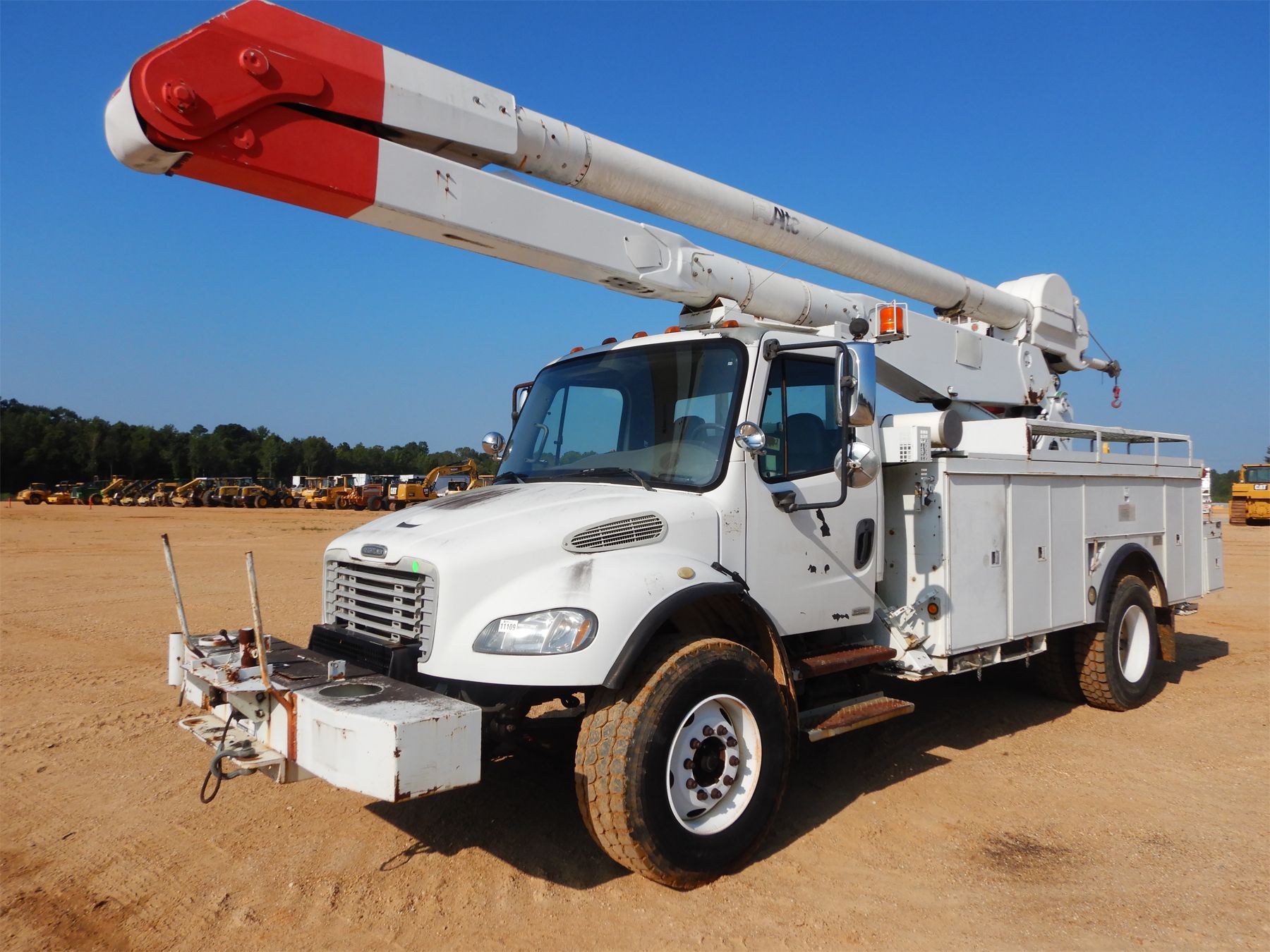 2005 FREIGHTLINER M2 Boom / Bucket / Crane Truck J.M. Wood Auction