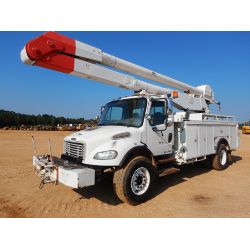 2005 FREIGHTLINER M2 Boom / Bucket / Crane Truck