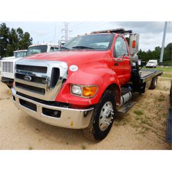 2013 FORD F750 Flatbed Truck