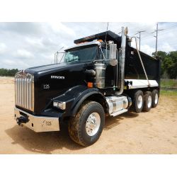 2020 KENWORTH T800 Dump Truck