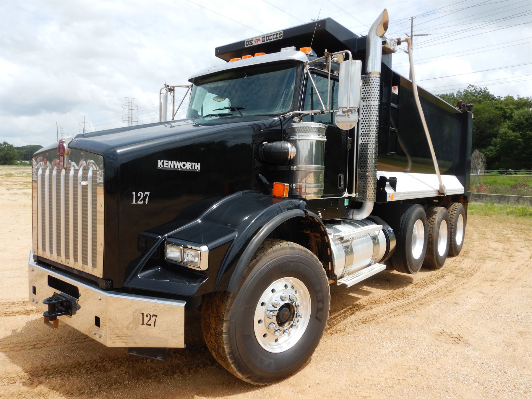 2020 KENWORTH T800 Dump Truck J.M. Wood Auction Company, Inc.
