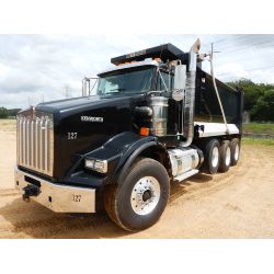 2020 KENWORTH T800 Dump Truck