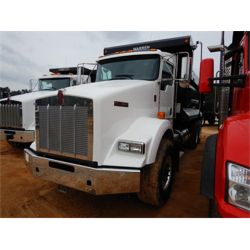 2019 KENWORTH T800 Dump Truck