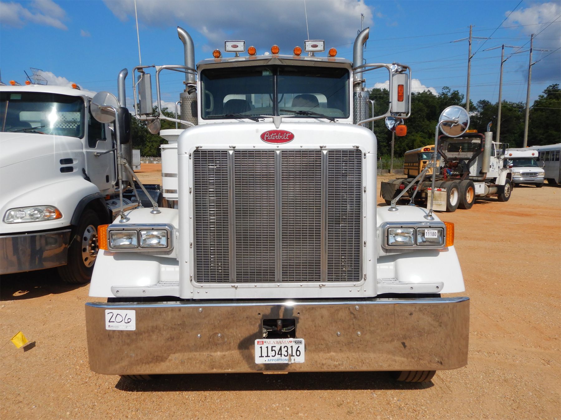 2006 peterbilt 378 day cab truck