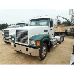 2014 MACK CHU613 Day Cab Truck