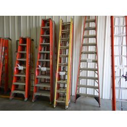 LOUISVILLE FIBERGLASS EXTENSION LADDER Shop Equipment