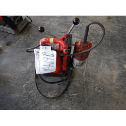 MILWAUKEE MAGNETIC DRILL Tool