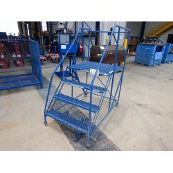 COTTERMAN ROLLING LADDER Shop Equipment