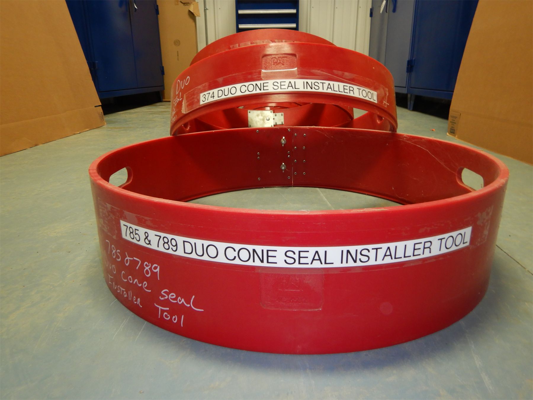 CATERPILLAR DUO CONE INSTALLER Tool