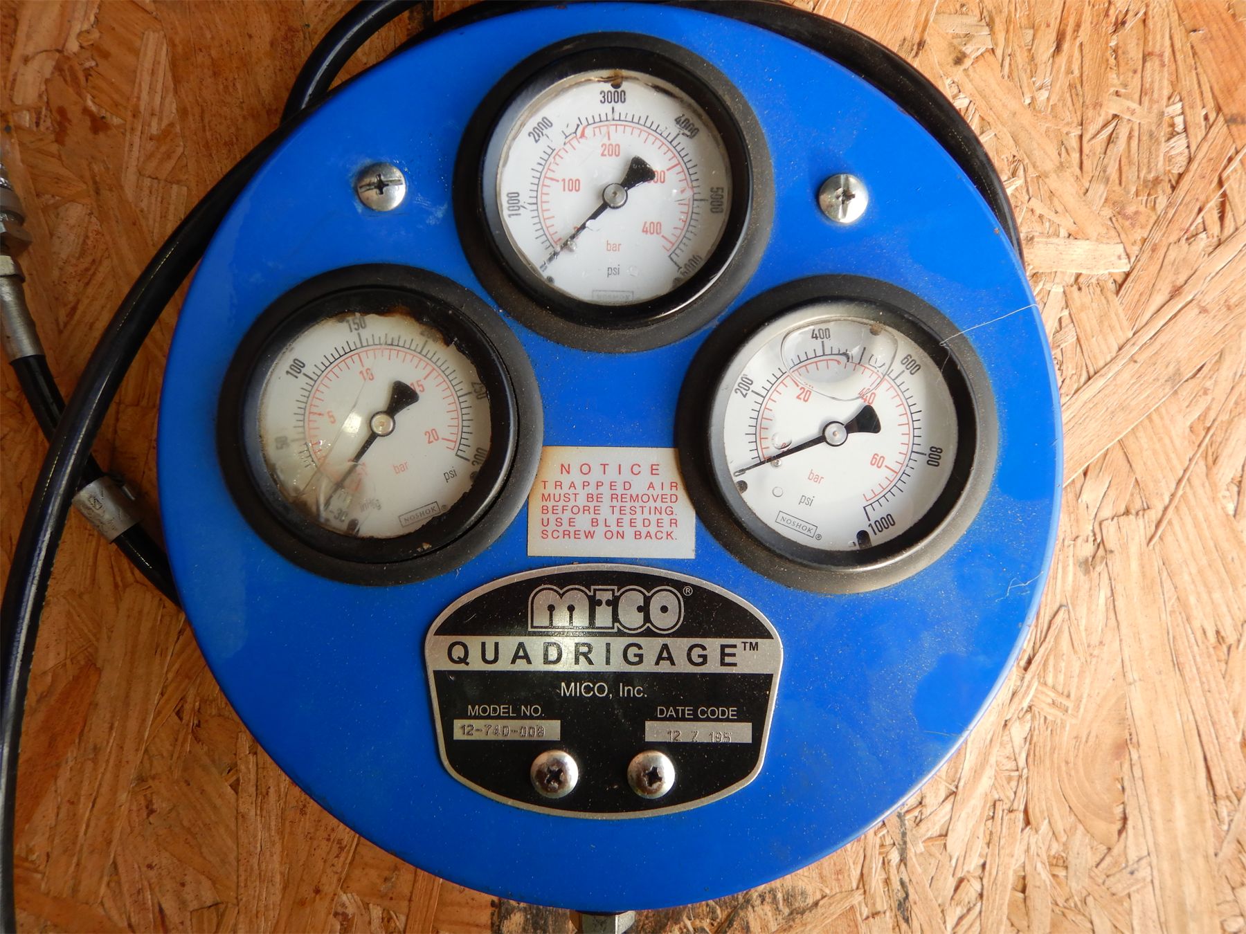 CATERPILLAR HYDRAULIC TESTING Shop Equipment