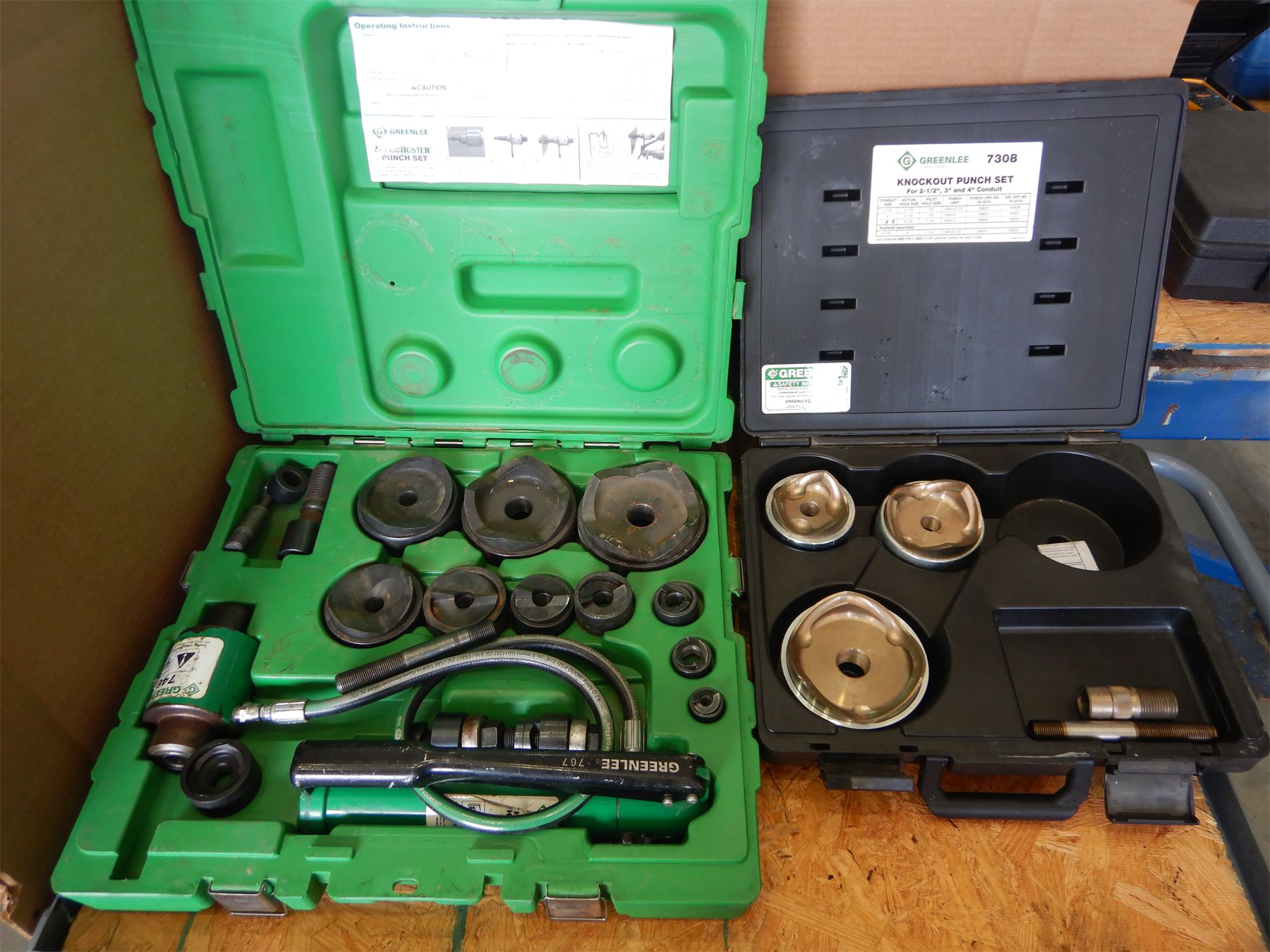 GREENLEE KNOCKOUT PUNCH SET Tool