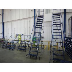 COTTERMAN ROLLING LADDER Shop Equipment