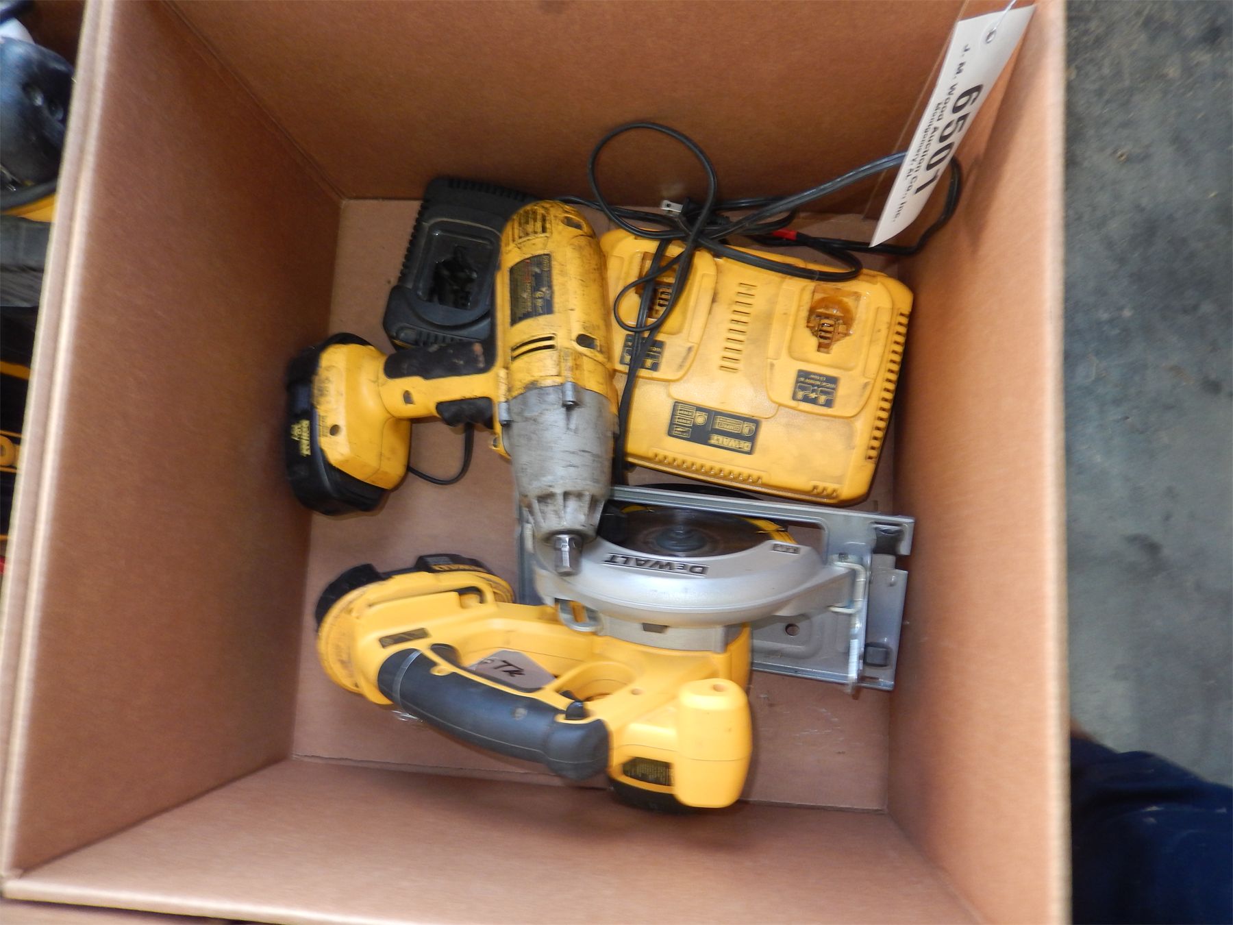 DEWALT 18V CORDLESS Tool J.M. Wood Auction Company, Inc.