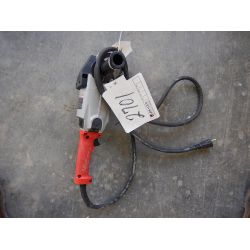 MILWAUKEE 7"/9" HANDHELD SANDER Tool