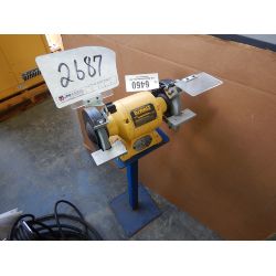 DEWALT DW756 BENCH GRINDER Tool