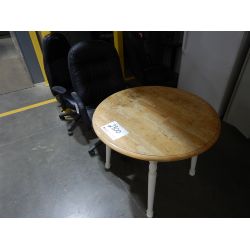 OFFICE CHAIRS/ TABLE Office Equipment / Furniture