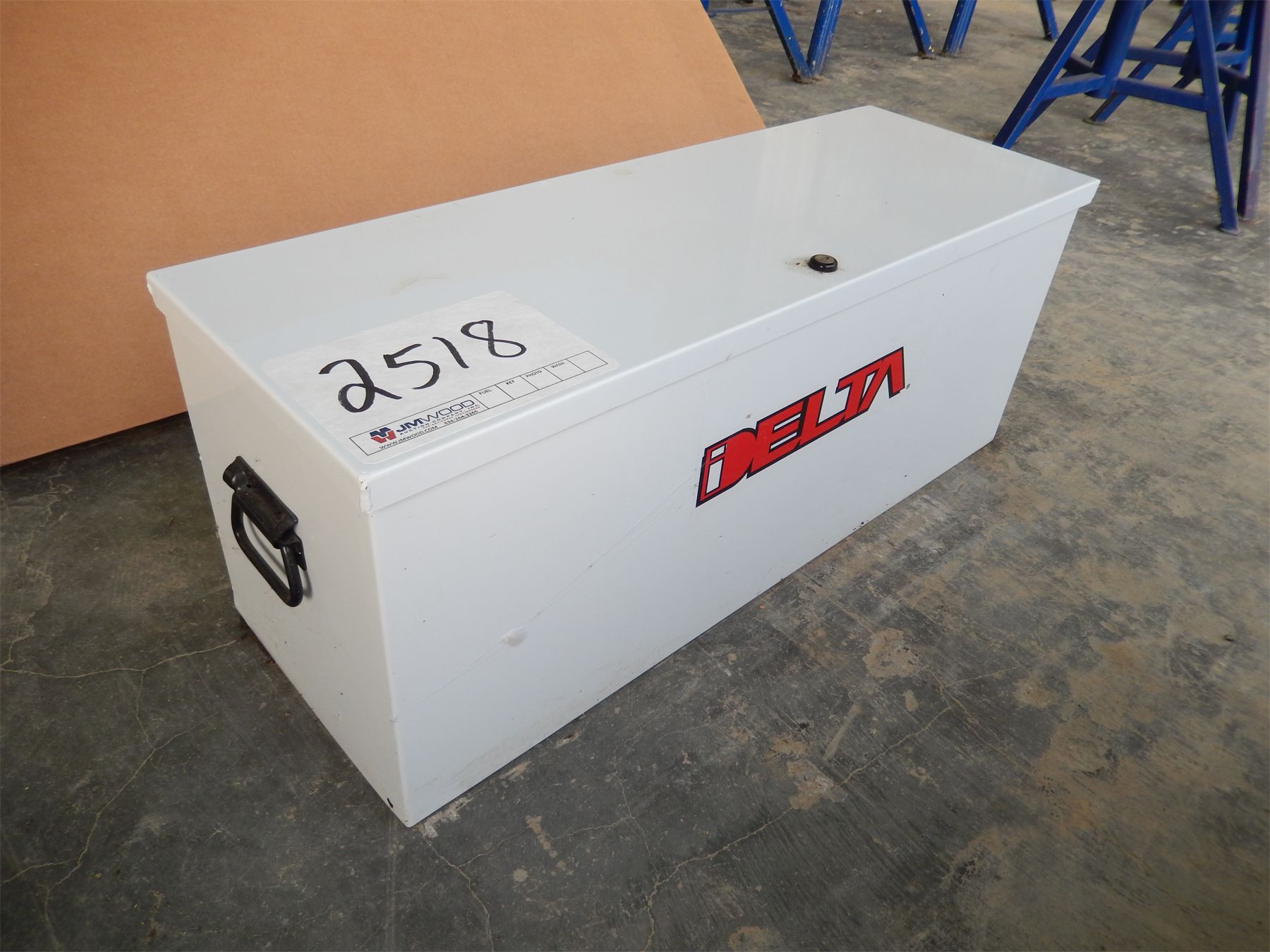 Delta steel tool box Clearance