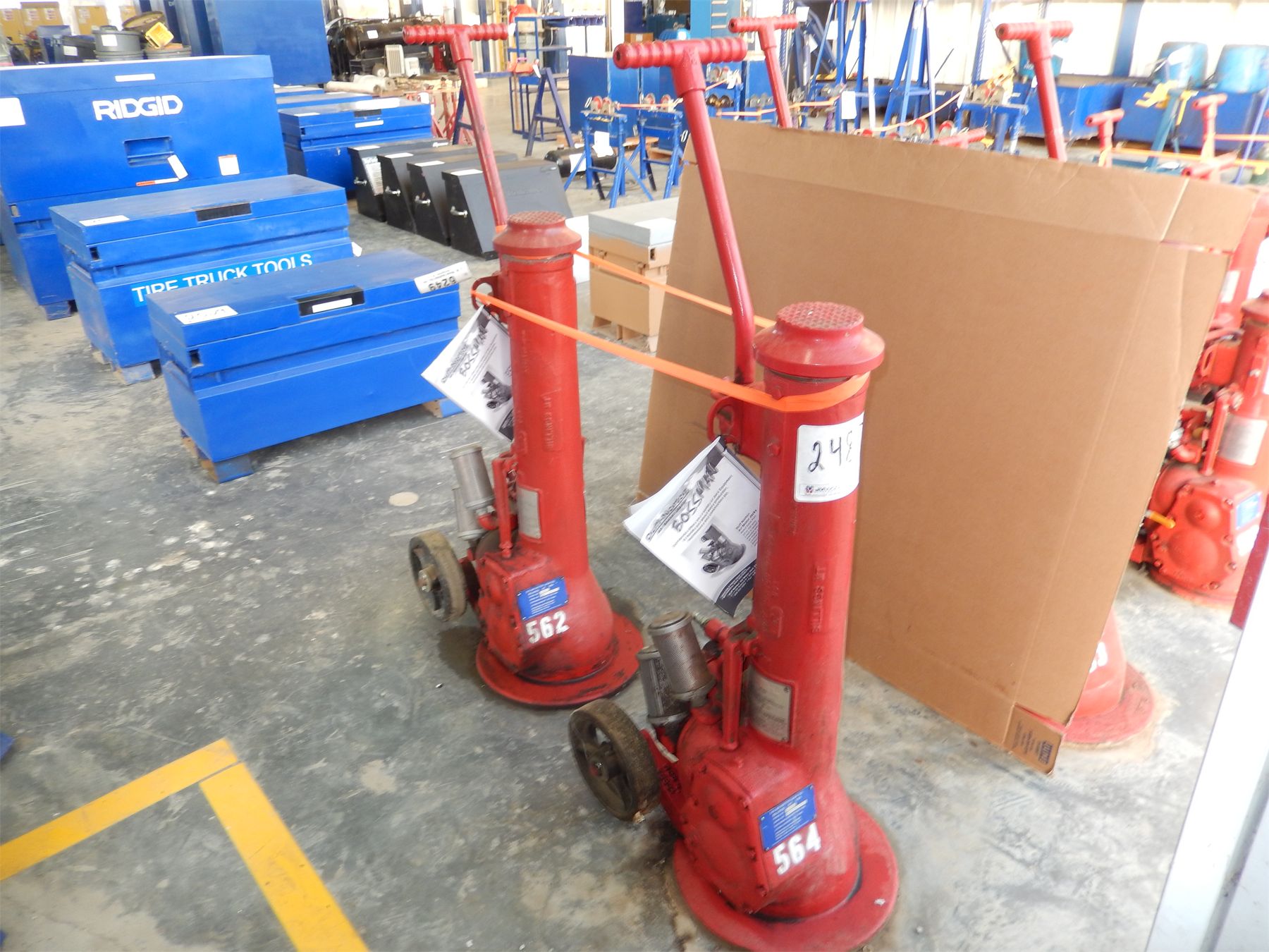 DUFF NORTON 144CMJ Shop Equipment