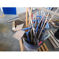 SHOVELS/ BROOMS Shop Equipment