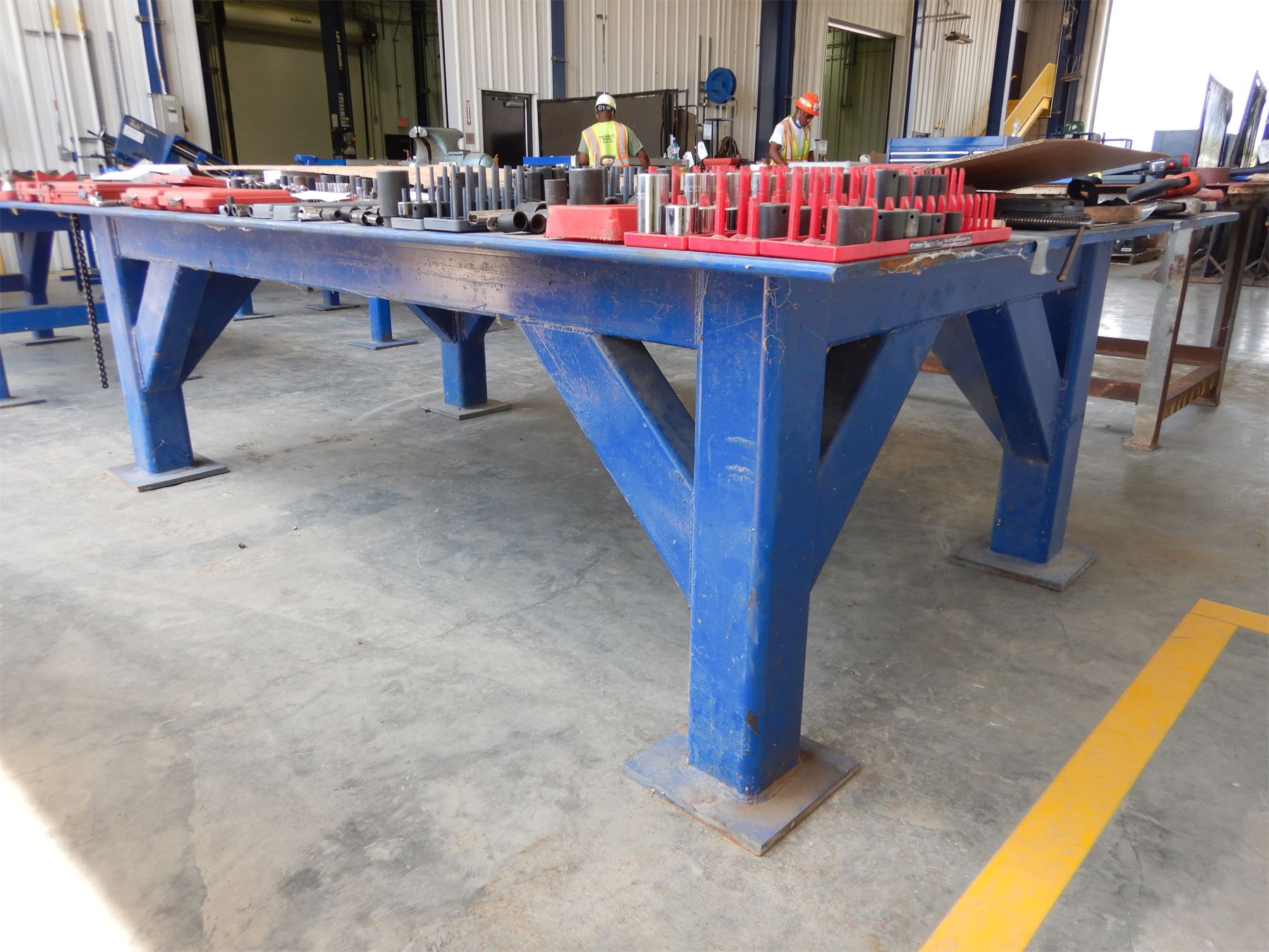 10' X 6' METAL TABLE Shop Equipment