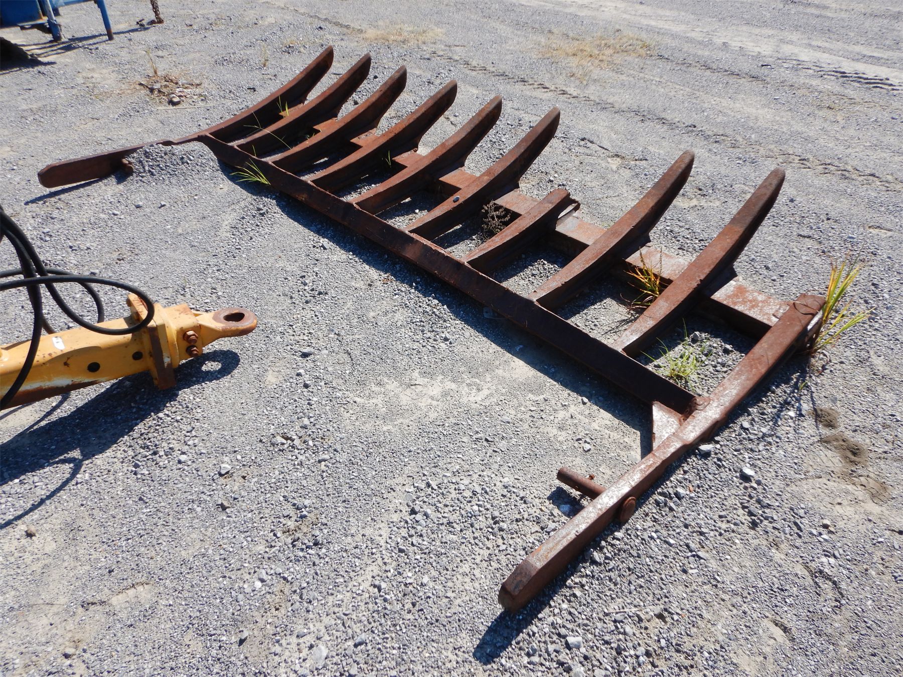 CAT D6 ROOT RAKE Rake Attachment - J.M. Wood Auction Company, Inc.