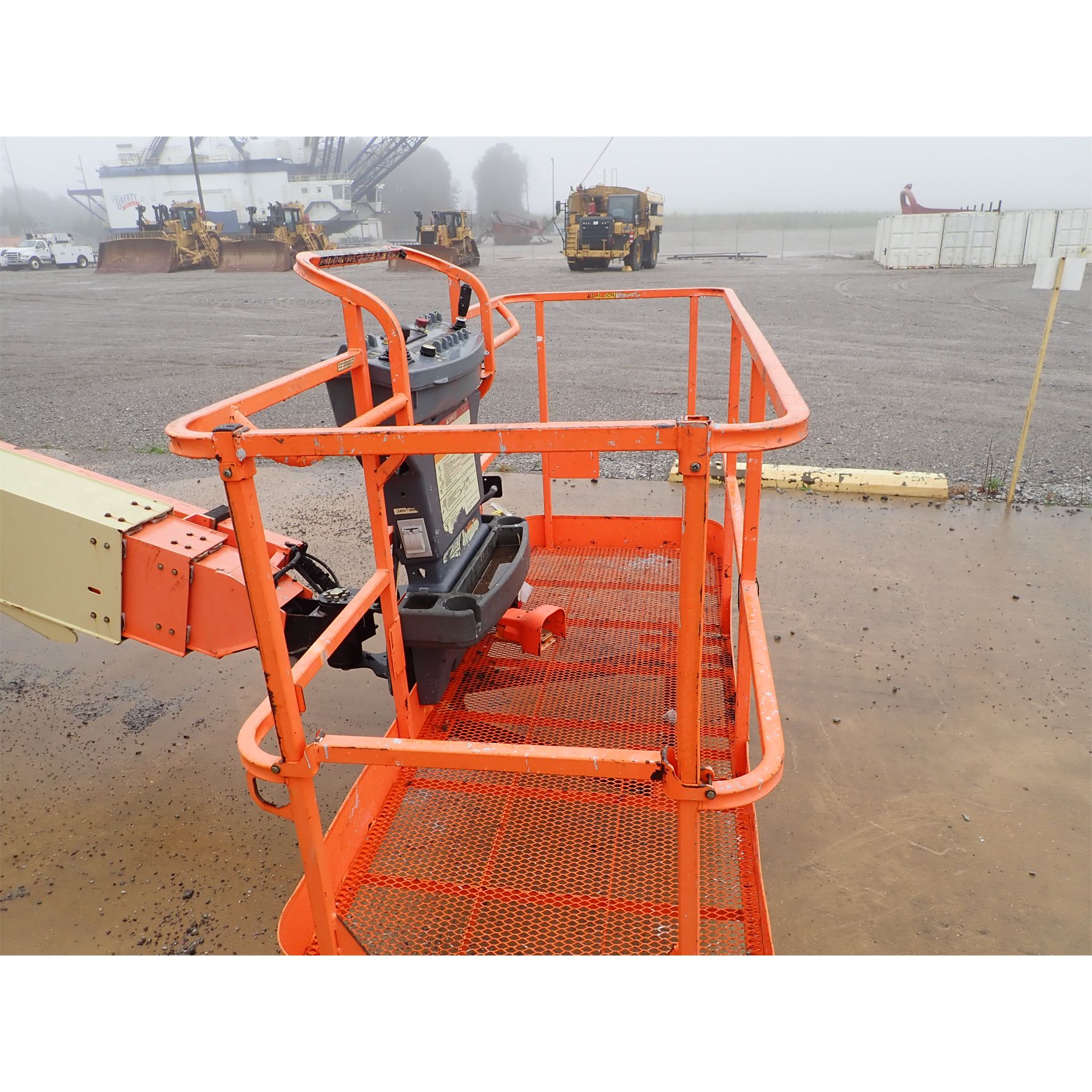 2013 JLG 600S Aerial Work Platform J.M. Wood Auction Company, Inc.