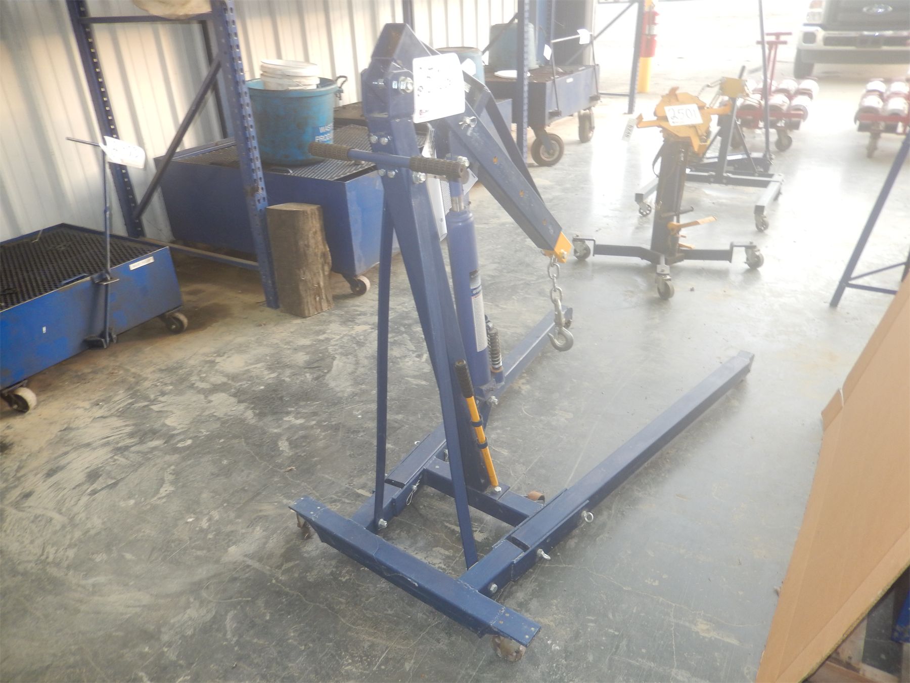 NAPA Engine Hoist Shop Equipment J.M. Wood Auction Company, Inc.