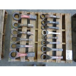 Assorted hammer wrenches - 14 std Miscellaneous