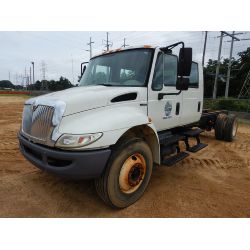 2008 INTERNATIONAL 4300 Cab and Chassis Truck