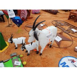 METAL YARD ART  Miscellaneous