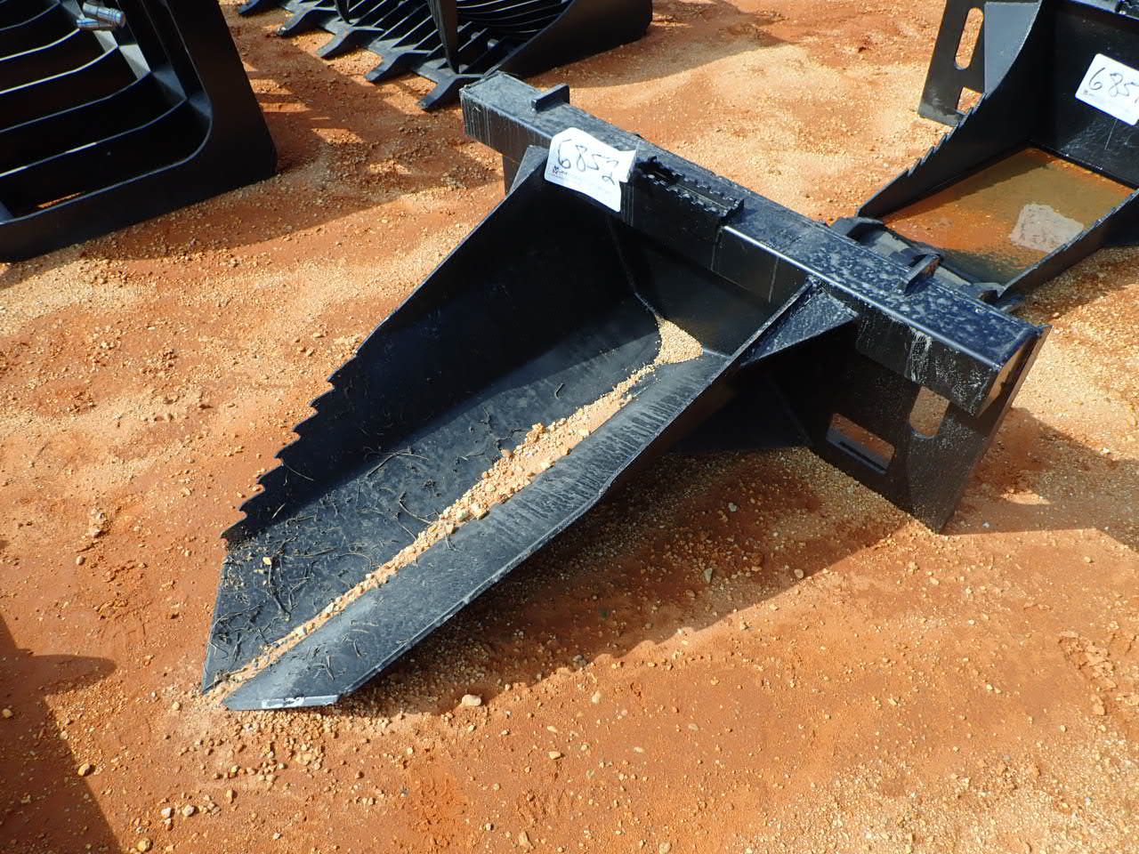 SPADE BUCKET Skid Steer Attachment J.M. Wood Auction Company, Inc.