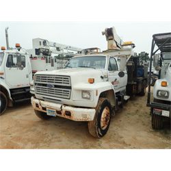 1992 FORD F800 Boom / Bucket / Crane Truck
