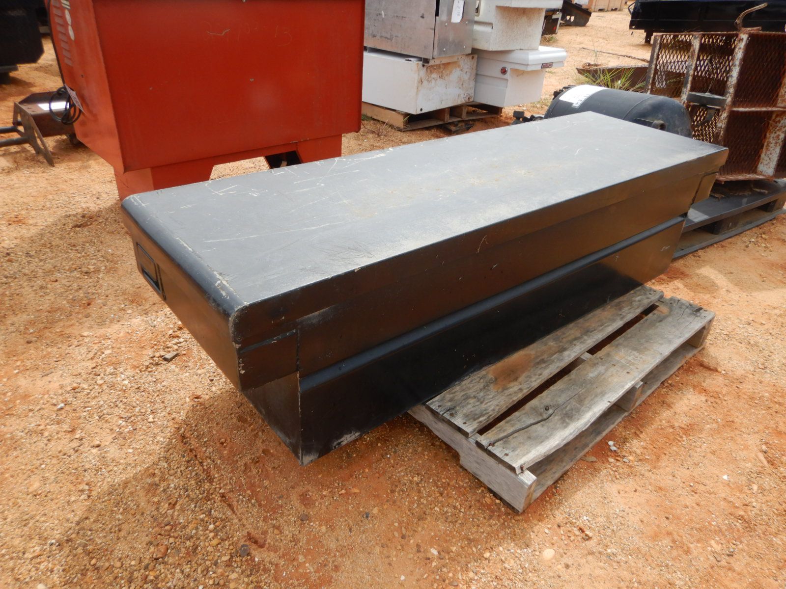 Rawson koenig truck box Clearance