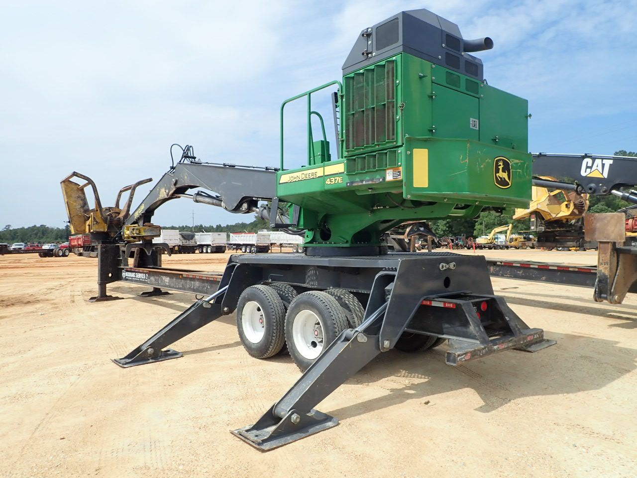 2017 JOHN DEERE 437E Log Loader