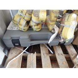 10 TON HYDRAULIC PORTA POWER Miscellaneous