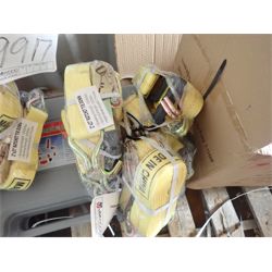 BUNDLE OF (5) RATCHET STRAP Miscellaneous